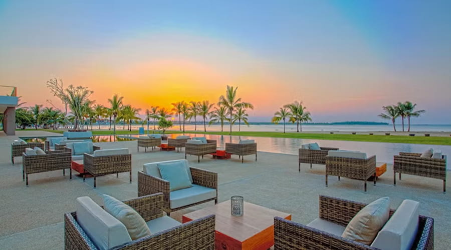 Amaya Beach Pasikudah, Sri Lanka